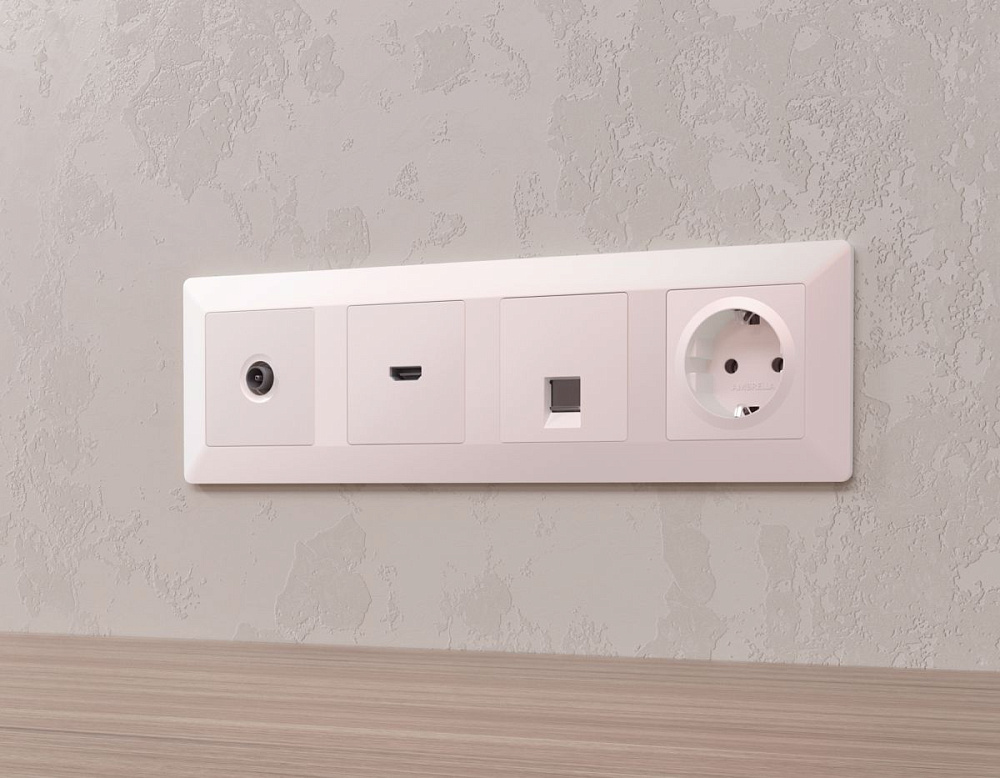 Комплект механизма компьютерной розетки RJ-45 экранированной с автоматической защитной шторкой Alfa Жемчуг Quant Ambrella Volt MA212005 (AP2120, VM185)